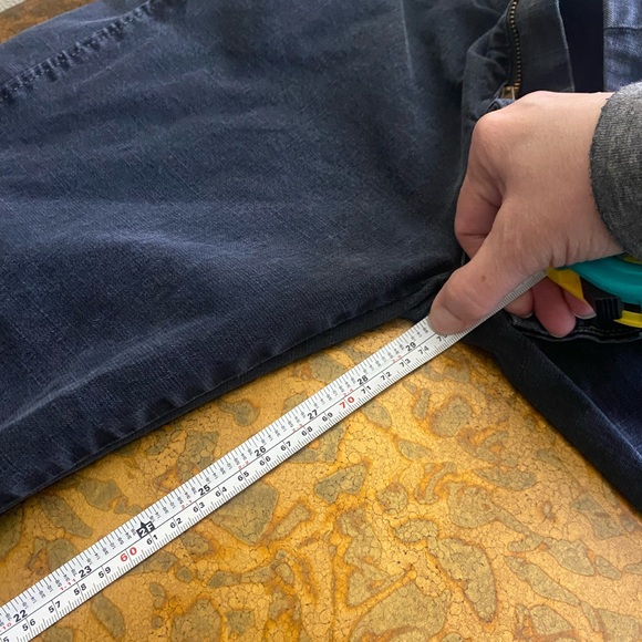 7 for All Mankind stretch black denim mid rise size 29 equivalent to sz 8 - Picture 7 of 7